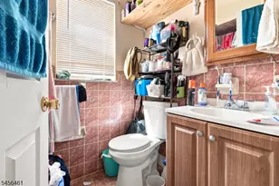 64 Fabyan Pl, Newark, NJ 07108 - Photo 27