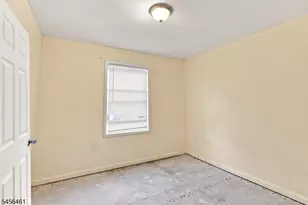 64 Fabyan Pl, Newark, NJ 07108 - Photo 11
