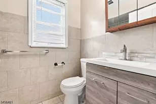 64 Fabyan Pl, Newark, NJ 07108 - Photo 15