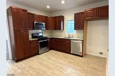 715 Jersey Ave, Elizabeth, NJ 07202 - Photo 3