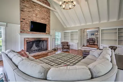 5 Scarlet Oak Rd, Tewksbury Township, NJ 07830 - Photo 7