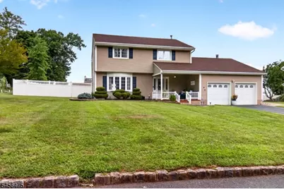 960 Gates Ave, Piscataway Township, NJ 08854 - Photo 1