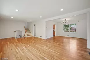 15 Mansfield Ct, Livingston, NJ 07039 - Photo 5