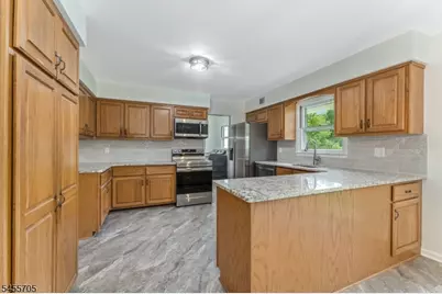 102 Old Farm Rd, Readington, NJ 08889 - Photo 11