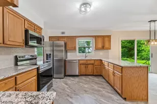 102 Old Farm Rd, Readington, NJ 08889 - Photo 9
