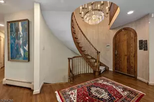 100 Cheyenne Way, Wayne, NJ 07470 - Photo 3