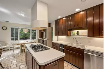 100 Cheyenne Way, Wayne, NJ 07470 - Photo 15