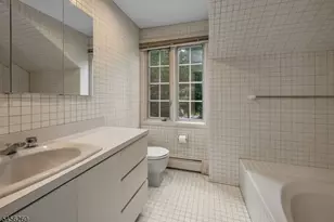 100 Cheyenne Way, Wayne, NJ 07470 - Photo 31