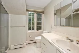 100 Cheyenne Way, Wayne, NJ 07470 - Photo 33