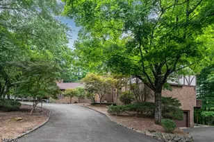 100 Cheyenne Way, Wayne, NJ 07470 - Photo 5