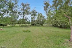 11 Amherst Ct, Clinton Township, NJ 08801 - Photo 31