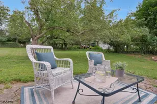 11 Amherst Ct, Clinton Township, NJ 08801 - Photo 29