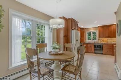 11 Amherst Ct, Clinton Township, NJ 08801 - Photo 7