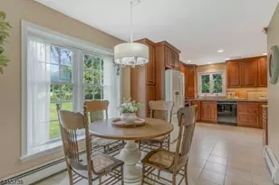 11 Amherst Ct, Clinton Township, NJ 08801 - Photo 7