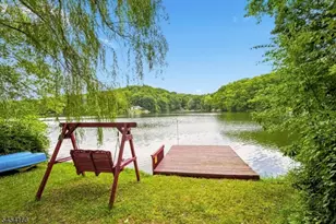 111 S Shore Dr, Wantage, NJ 07461 - Photo 1