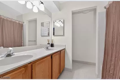 46E Haverhill Ct, Montgomery Township, NJ 08540 - Photo 23