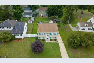 15 Barber Blvd, South Bound Brook Boro, NJ 08880 - Photo 3