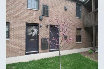 181 Long Hill Rd    9- #4, Little Falls Township, NJ 07424 - Photo 1