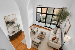 205 10th St, Jersey City, NJ 07302 - Photo 5