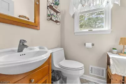 20 Stonebridge Rd, Union Township, NJ 08827 - Photo 15