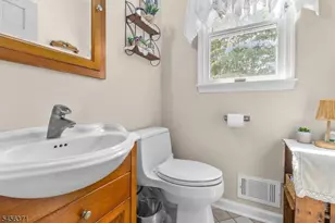 20 Stonebridge Rd, Union Township, NJ 08827 - Photo 15