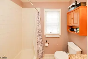 27 Tanager Ct, Wayne, NJ 07470 - Photo 15