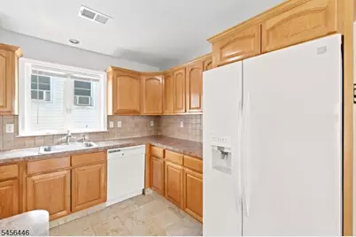 544-546 Bond St, Elizabeth, NJ 07206 - Photo 11