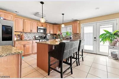 606 Britton St, Elizabeth, NJ 07202 - Photo 7