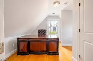 207 Stonehouse Rd, Bloomfield, NJ 07028 - Photo 27