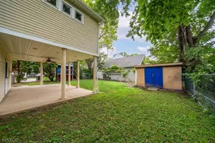 416 Roosevelt St, Roselle Park, NJ 07204 - Photo 23