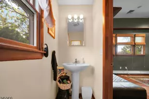 416 Roosevelt St, Roselle Park, NJ 07204 - Photo 13