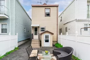 67 Marne St, Newark, NJ 07105 - Photo 23