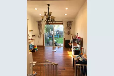 32 Avenel St, Woodbridge Township, NJ 07001 - Photo 5