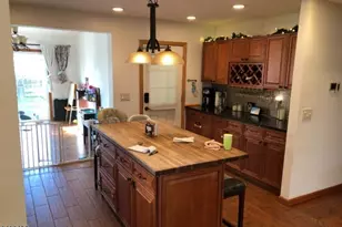 32 Avenel St, Woodbridge Township, NJ 07001 - Photo 3