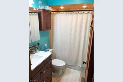 32 Avenel St, Woodbridge Township, NJ 07001 - Photo 11