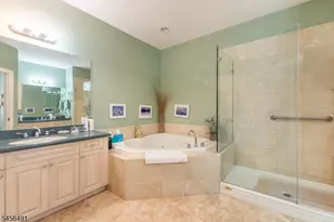75 Schindler Way, Fairfield Twp., NJ 07004 - Photo 19