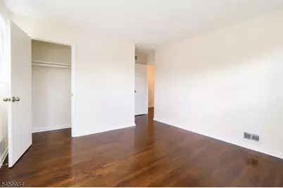 25 Lincoln Ave, Piscataway Township, NJ 08854 - Photo 15