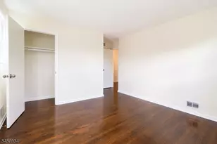 25 Lincoln Ave, Piscataway Township, NJ 08854 - Photo 15