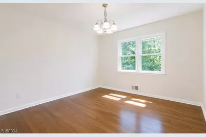 25 Lincoln Ave, Piscataway Township, NJ 08854 - Photo 9