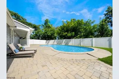 9 Lake Pochung Rd, Vernon, NJ 07461 - Photo 29