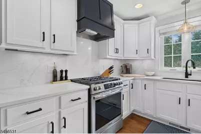 50 Fairmont Ave, Somerville, NJ 08876 - Photo 17
