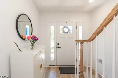 8 Deans Ct #8, Fairfield, NJ 07004 - Photo 3