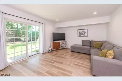 8 Deans Ct #8, Fairfield, NJ 07004 - Photo 5