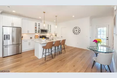 8 Deans Ct #8, Fairfield, NJ 07004 - Photo 11