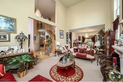 2 Garden Hills Dr, Franklin Township, NJ 08873 - Photo 7