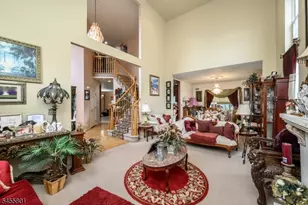 2 Garden Hills Dr, Franklin Township, NJ 08873 - Photo 7