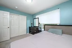 2 Garden Hills Dr, Franklin Township, NJ 08873 - Photo 23