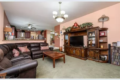 2 Garden Hills Dr, Franklin Township, NJ 08873 - Photo 15