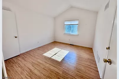 14 Pale Star Ct, Hardyston Township, NJ 07419 - Photo 19