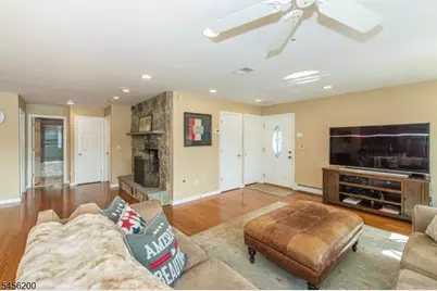 320 Lakeside Ave, Hopatcong, NJ 07821 - Photo 9